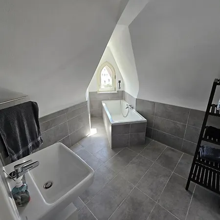 Gemuetliche Ferienwohnung, Zentral Gelegen Lejlighed